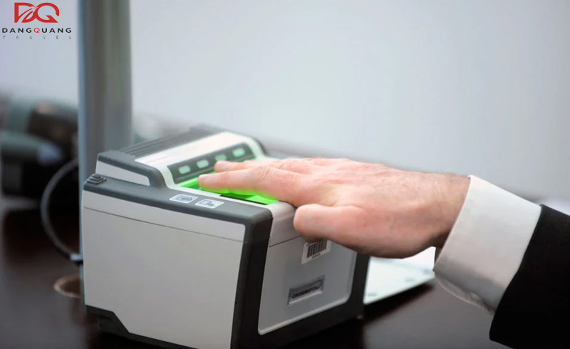 Cung cấp sinh trắc học (Biometrics)
